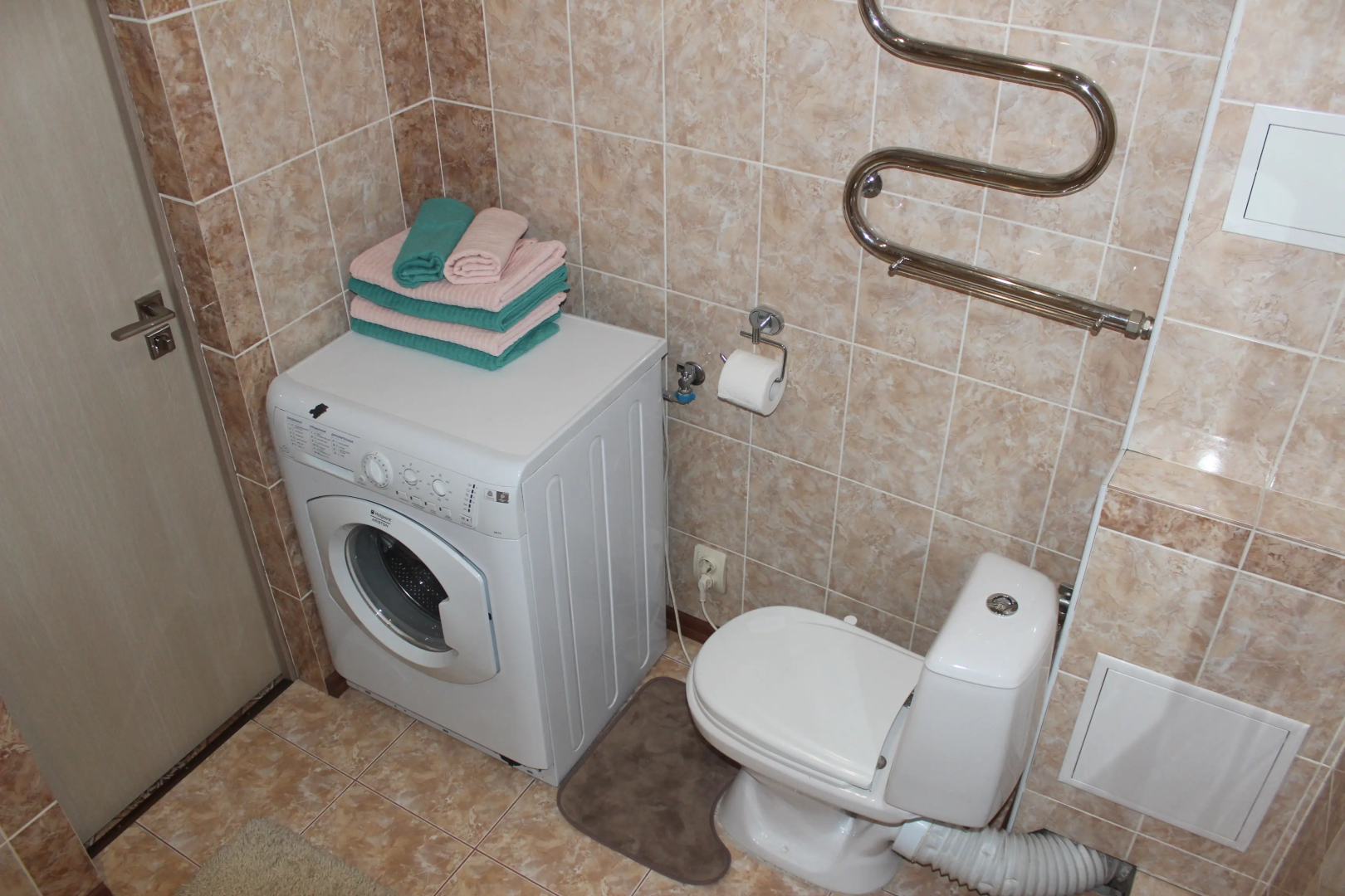 Жилые помещения Na Adoratskogo, 1A