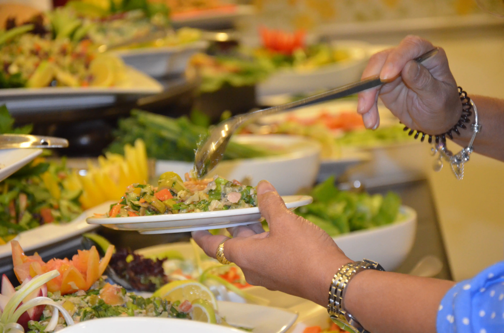 Отель Amra Palace International