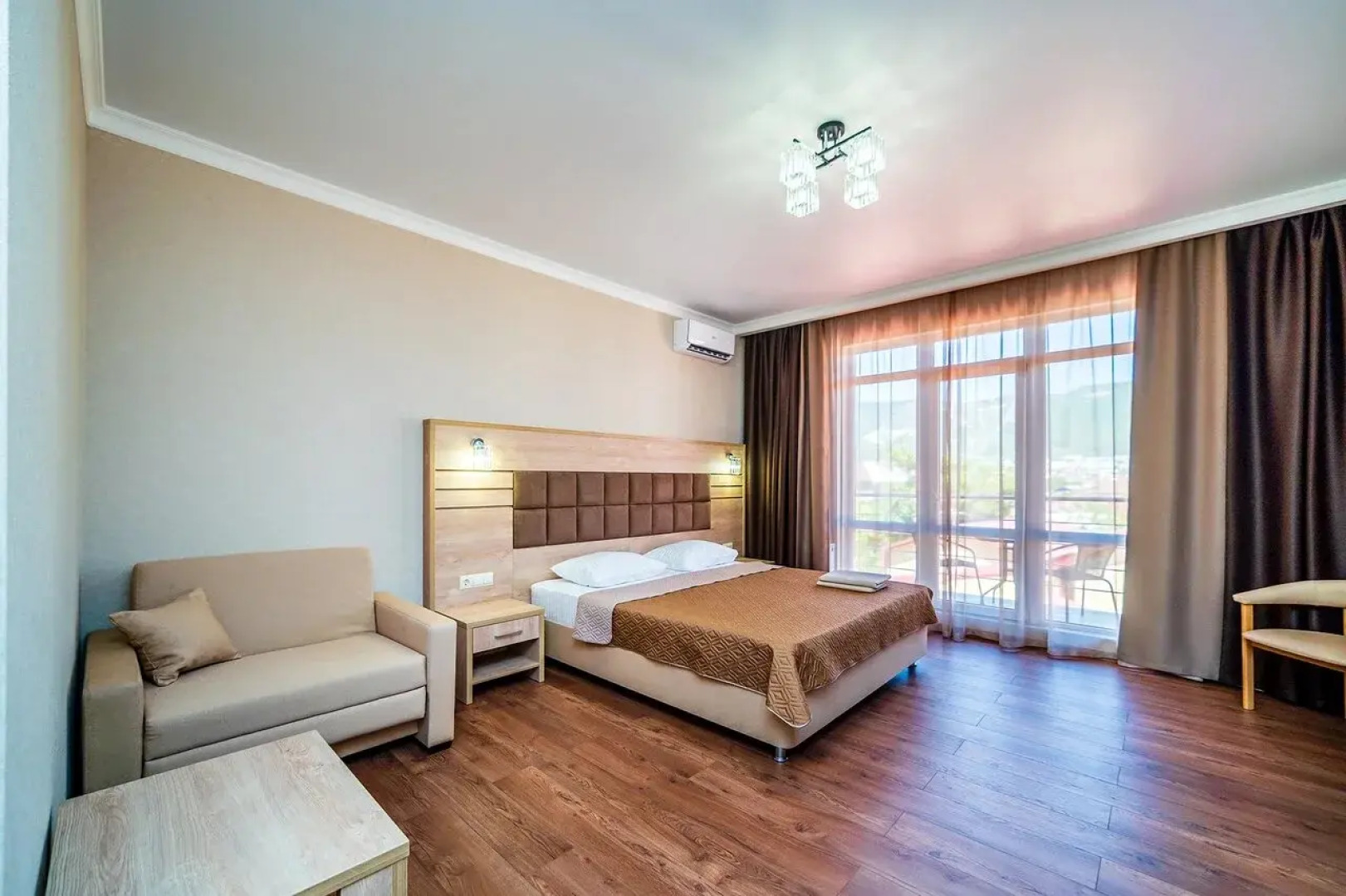 Отель Анжелика