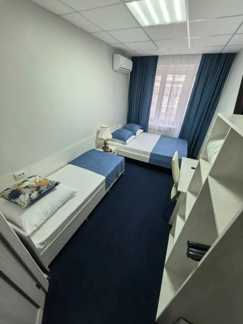 Отель Белая Ворона