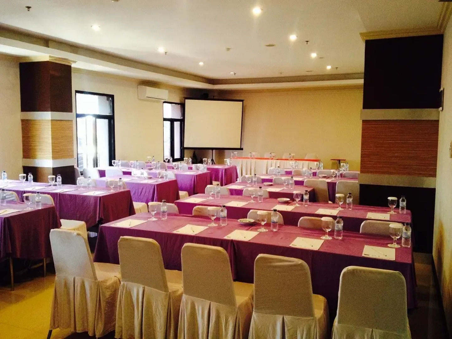 Aston Ketapang City Hotel