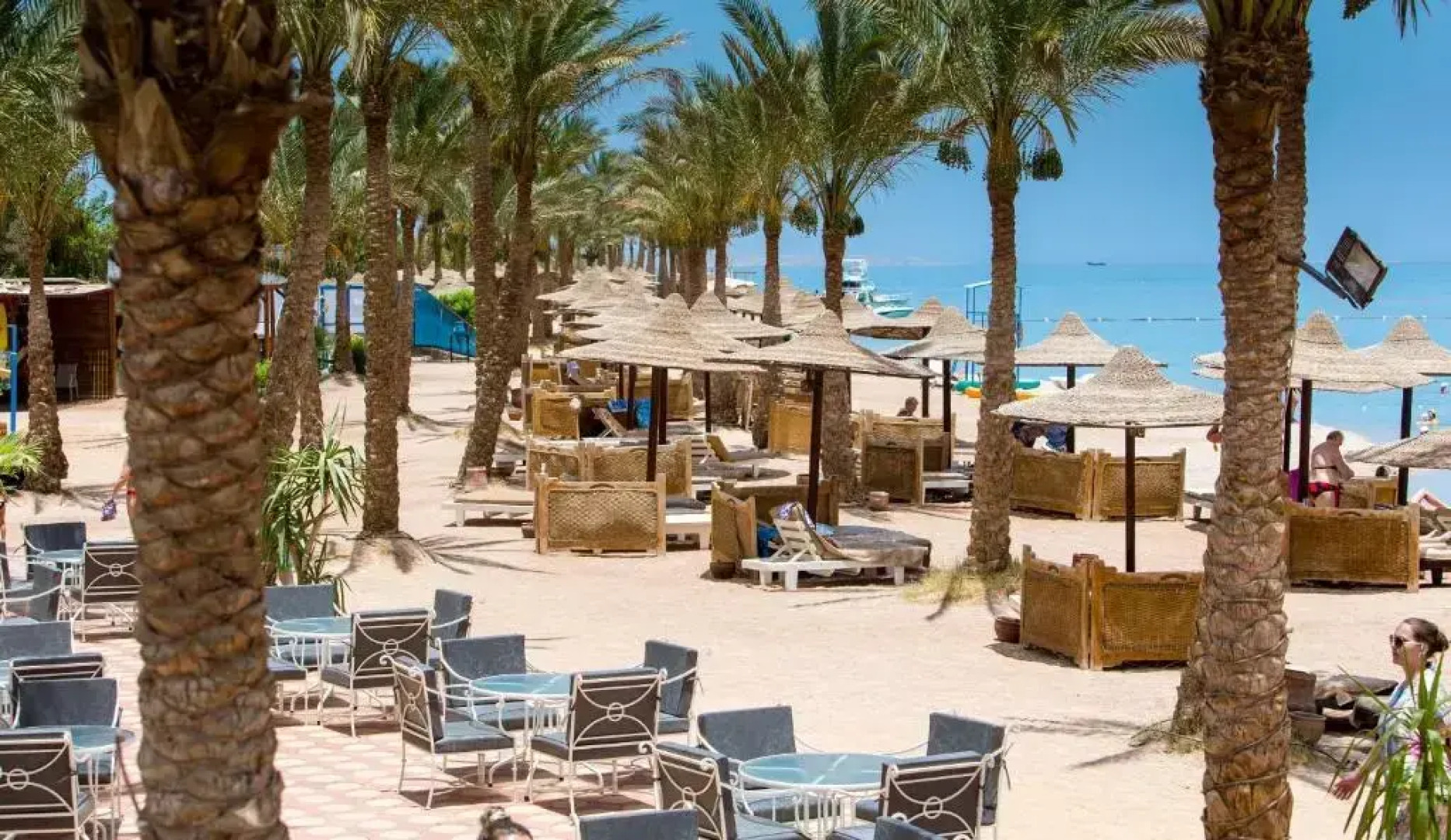 Hostgool Beach Chalets Mirage Bay Resort & Aqua Park