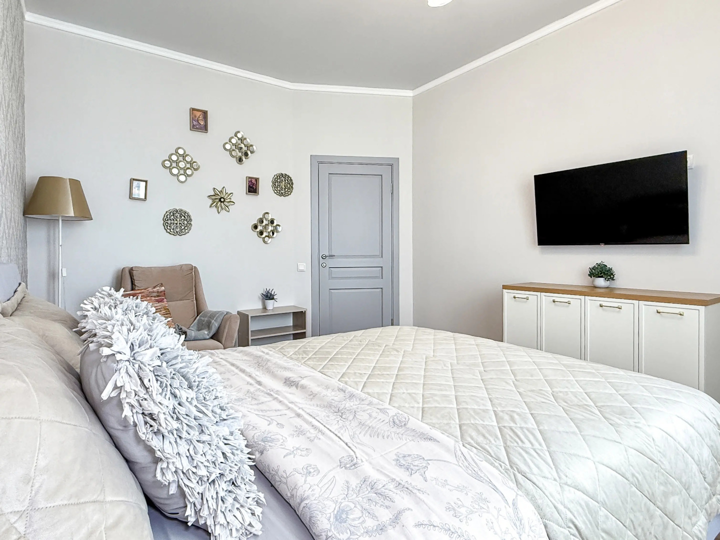 Апартаменты Энгельса 93 21 этаж вид на море