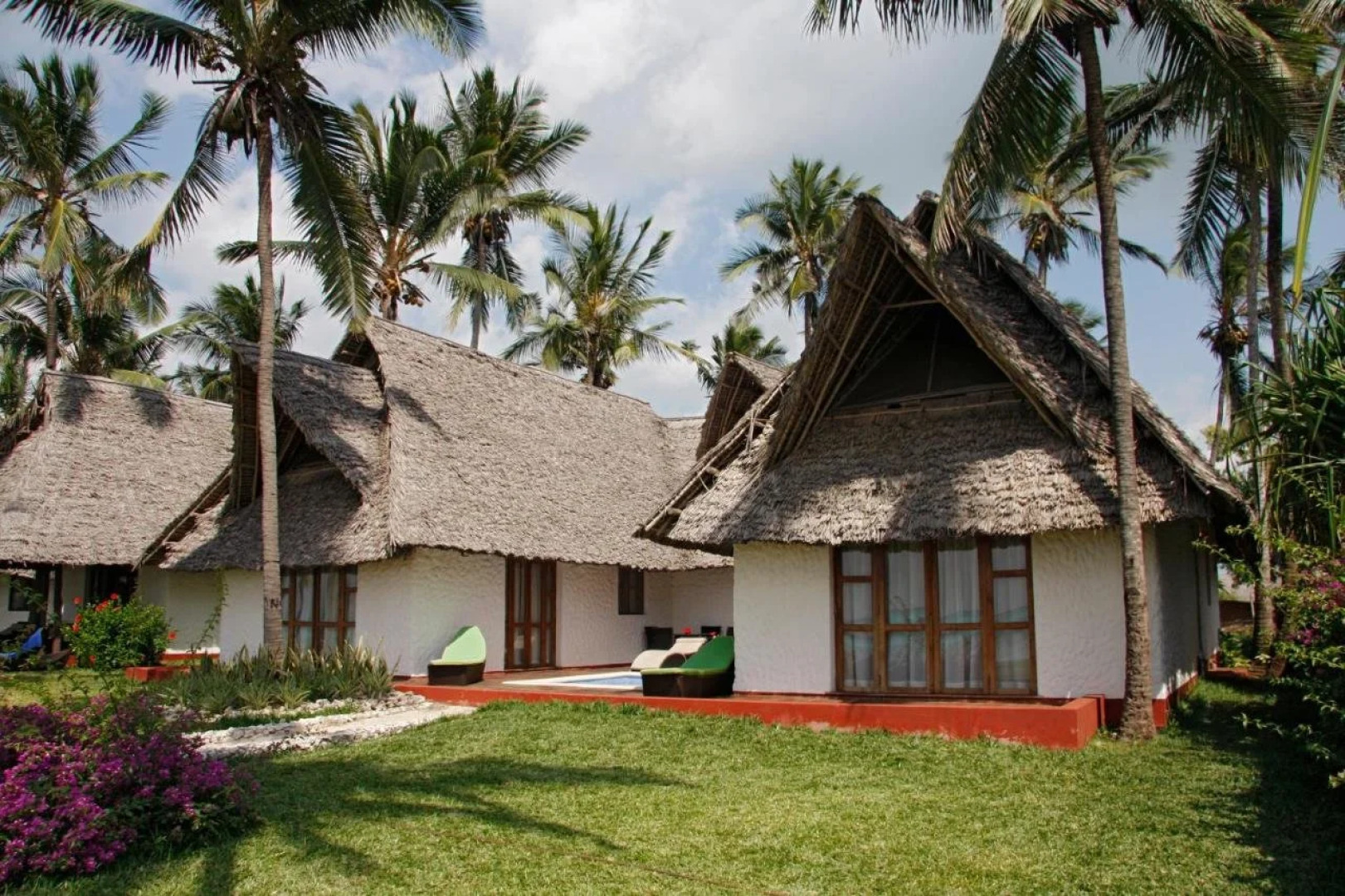 Курортный отель Karafuu Beach Resort & Spa