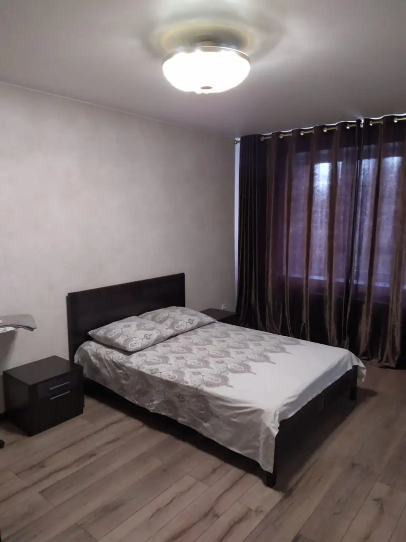 Апартаменты Коммунистическая 25