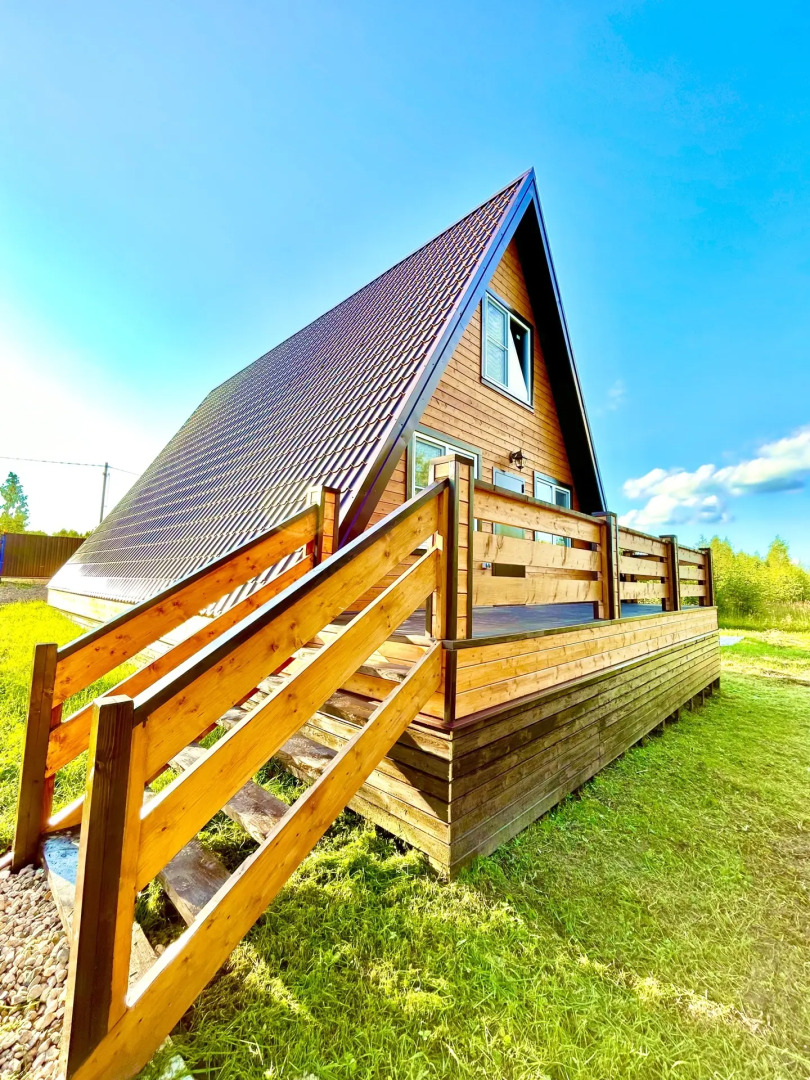 Частный дом Семейный афрейм с баней и бассейном у реки