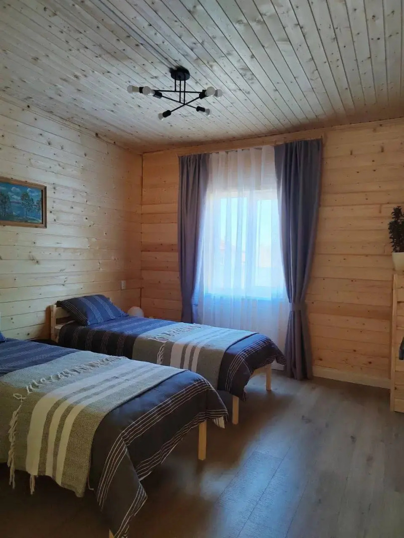 Частный дом Дом на горе с камином и сауной