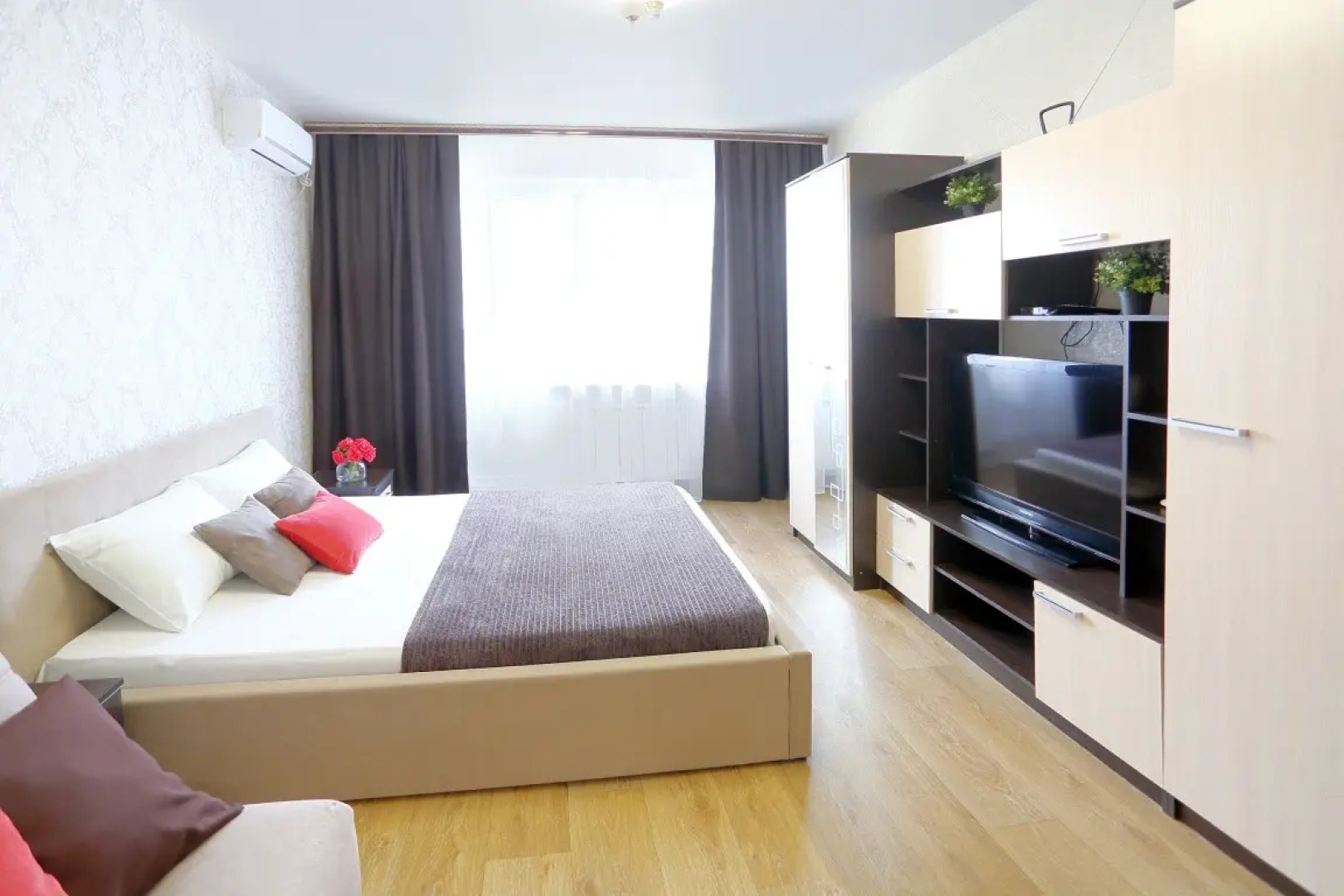 Апартаменты 25 Этажей Magenta