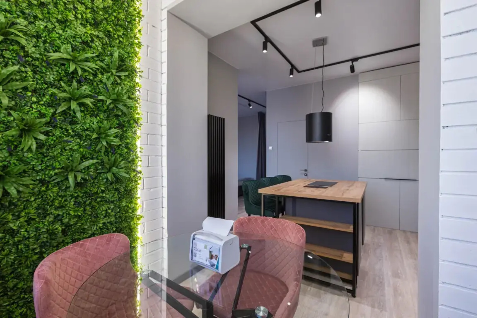 АПАРТАМЕНТЫ REHOME24 Студия 100 на 4 этаже