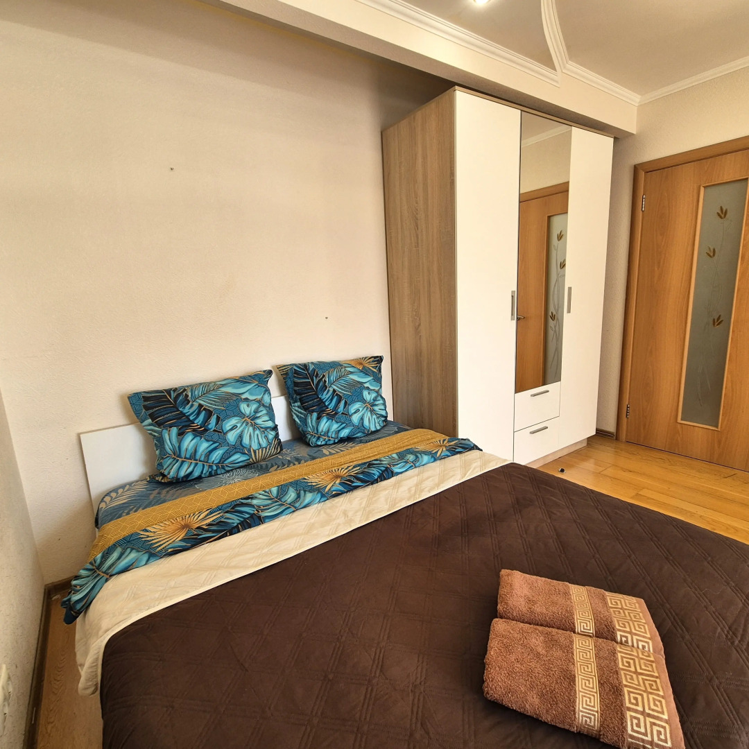 Квартира Большая светлая на Колпакова