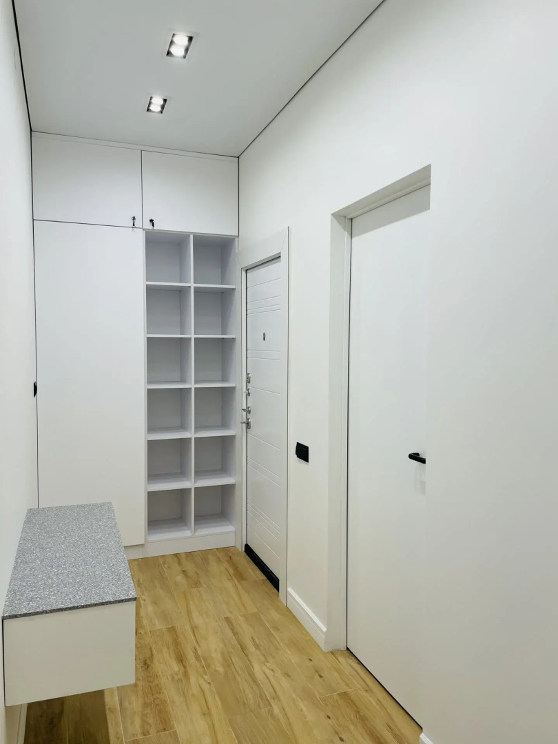 Апартаменты Apartburo Делюкс  в бельэтаже у моря