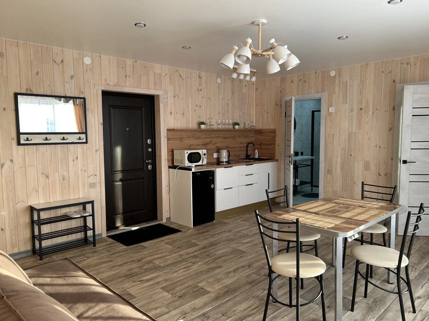 Апартаменты на горе (2 этаж)