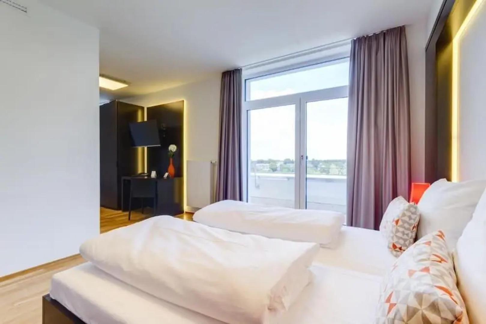 Отель SevenDays BoardingHouse