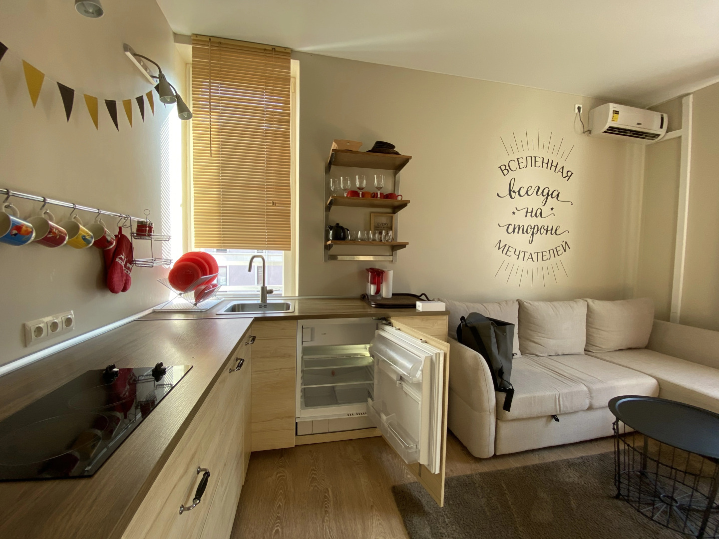 Апартаменты Сисайд на 65 лет Победы