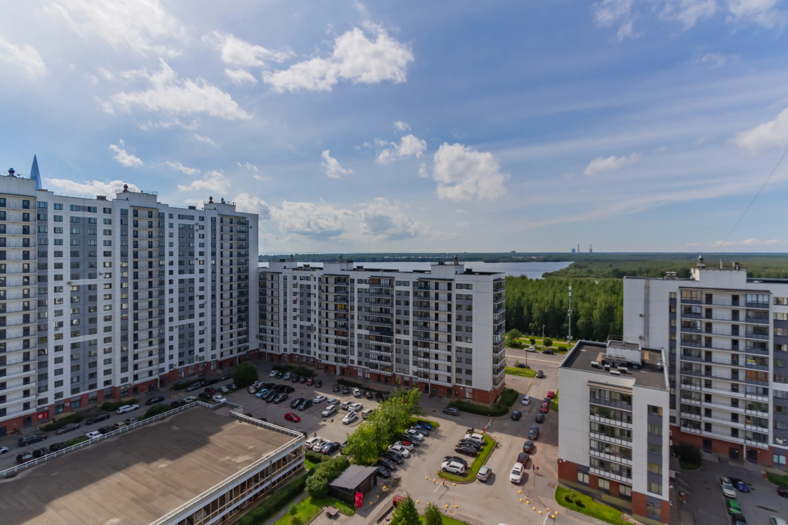 Квартира с видом на озеро