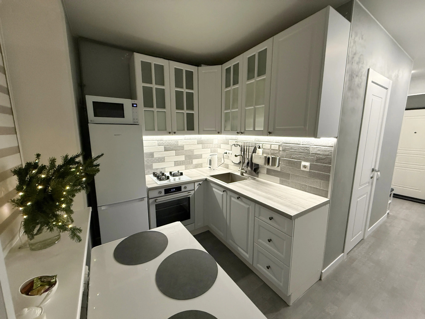 Квартира Ленинградская 8