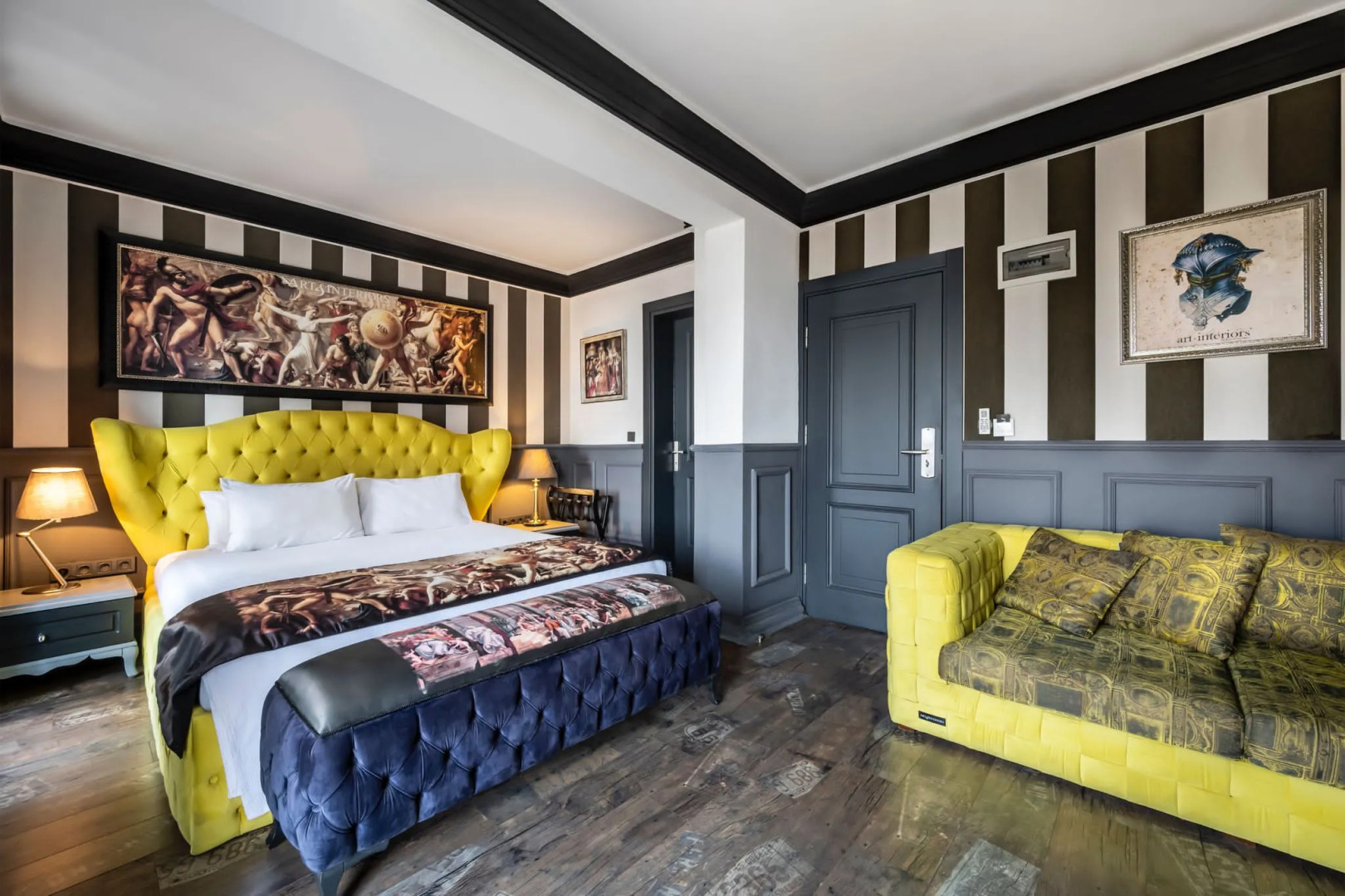 Отель Art & Interiors