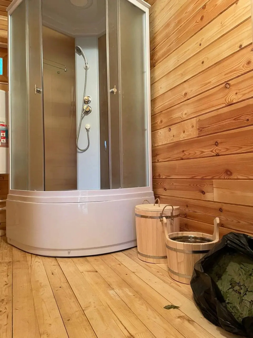 The Поле - дизайнерский дом с банным комплексом