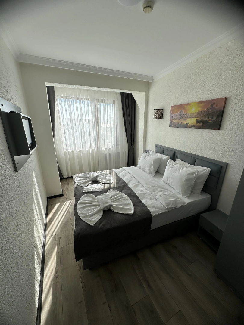 Big Orange Hotel