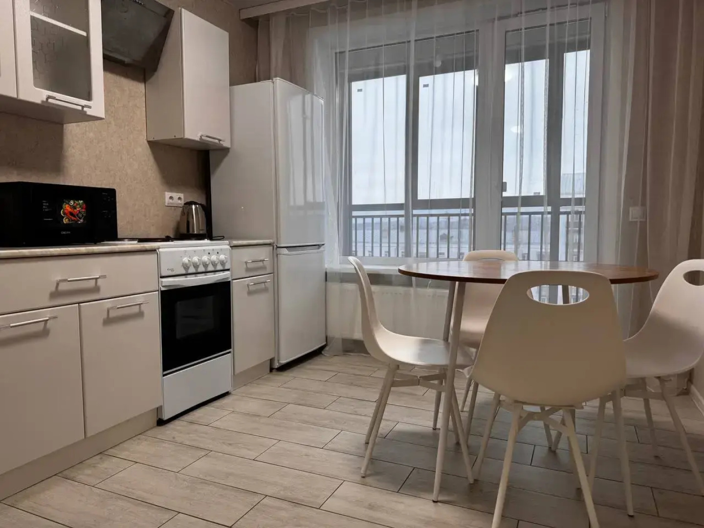 Квартира на левом берегу у ДК Кирова