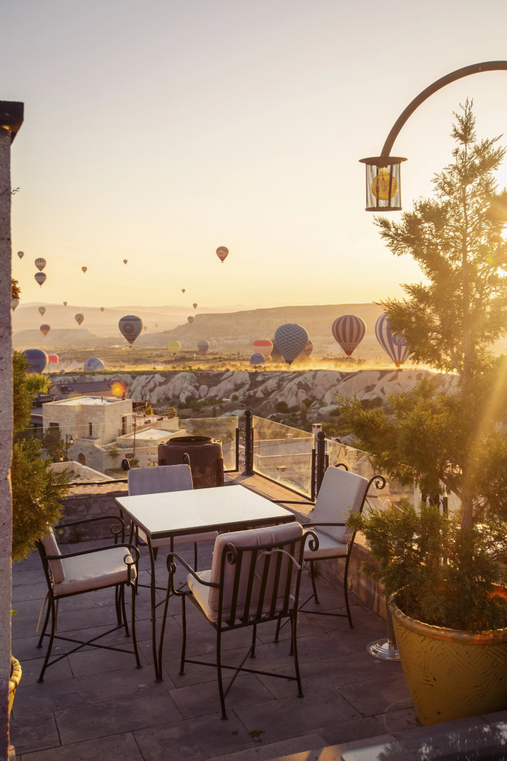 Cappadocia Fairy Chimneys Selfie Cave Hotel
