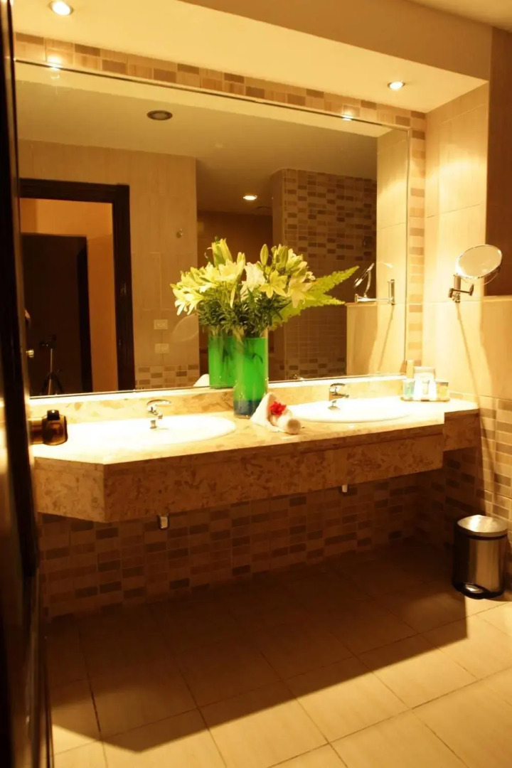 Курортный Отель Swiss Inn Pyramids Golf Resort