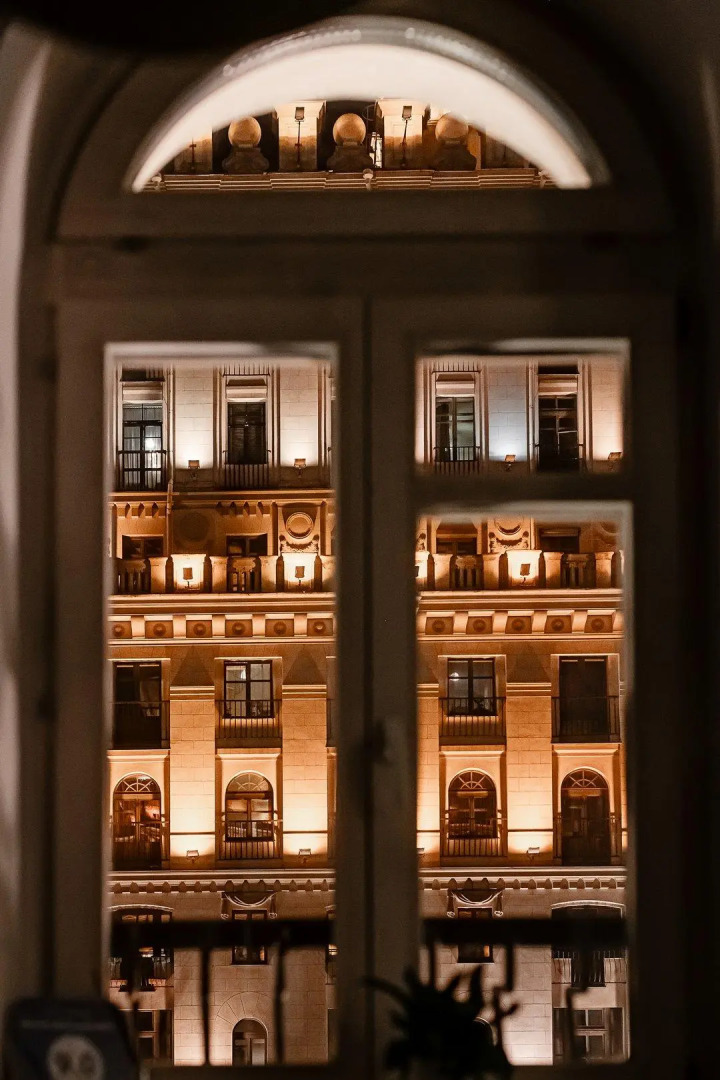 Апартаменты Стильная Студия в Башне Комплекса Ворота в Город