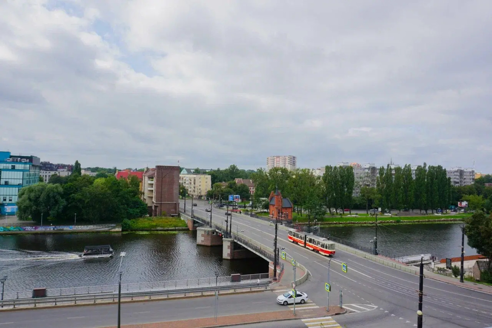 Апартаменты 2х комнатные на Рыбной деревне