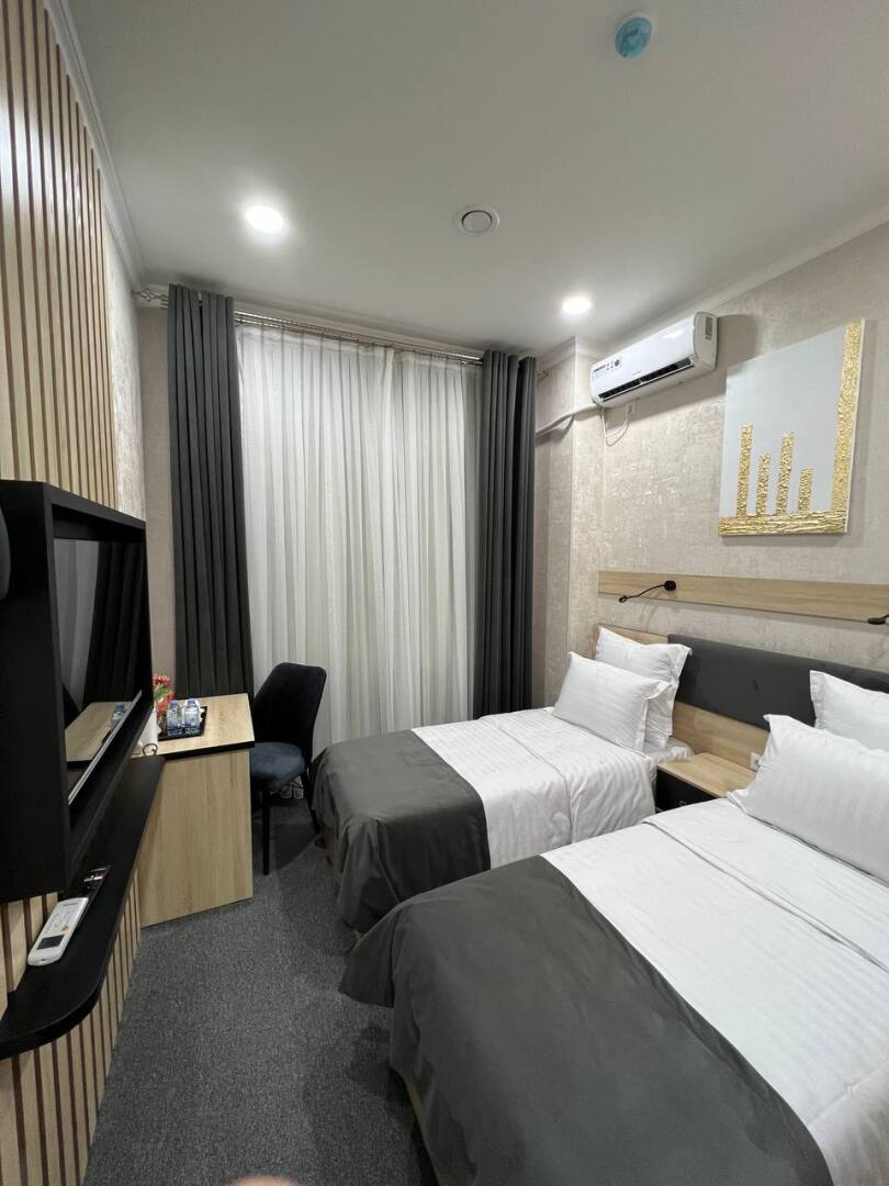 Отель Shah Palan