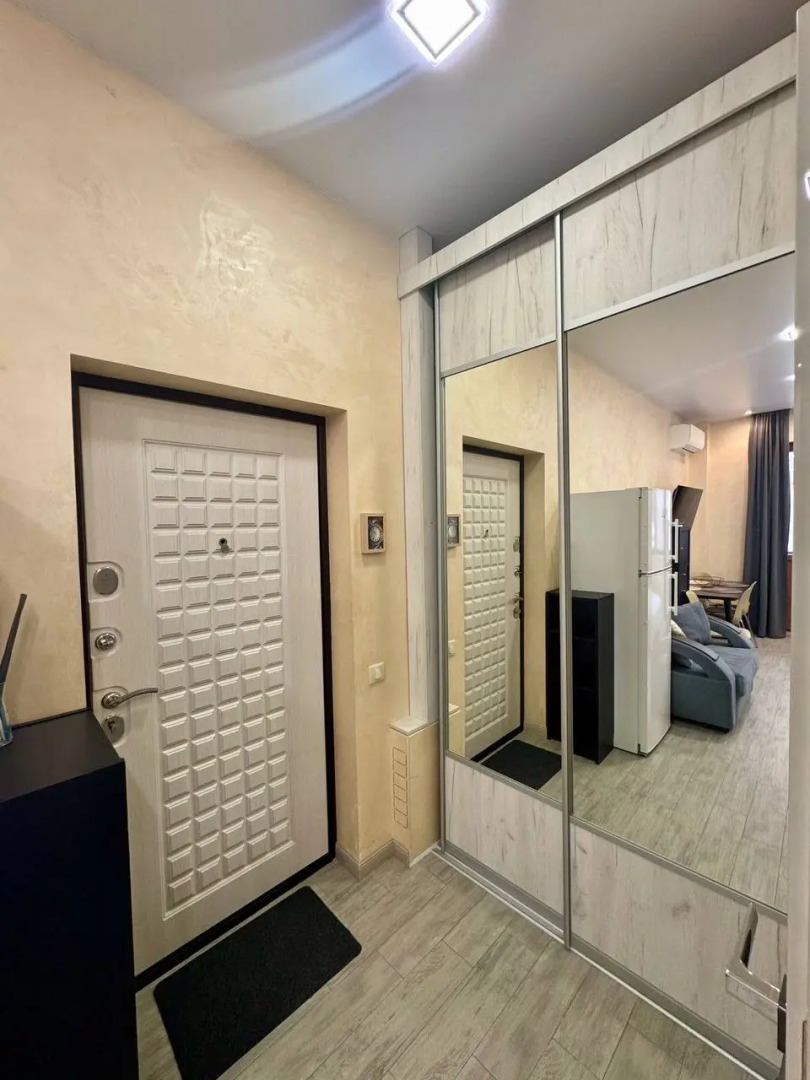 Квартира Студия с Чердаком Напротив ТЦ Горки город