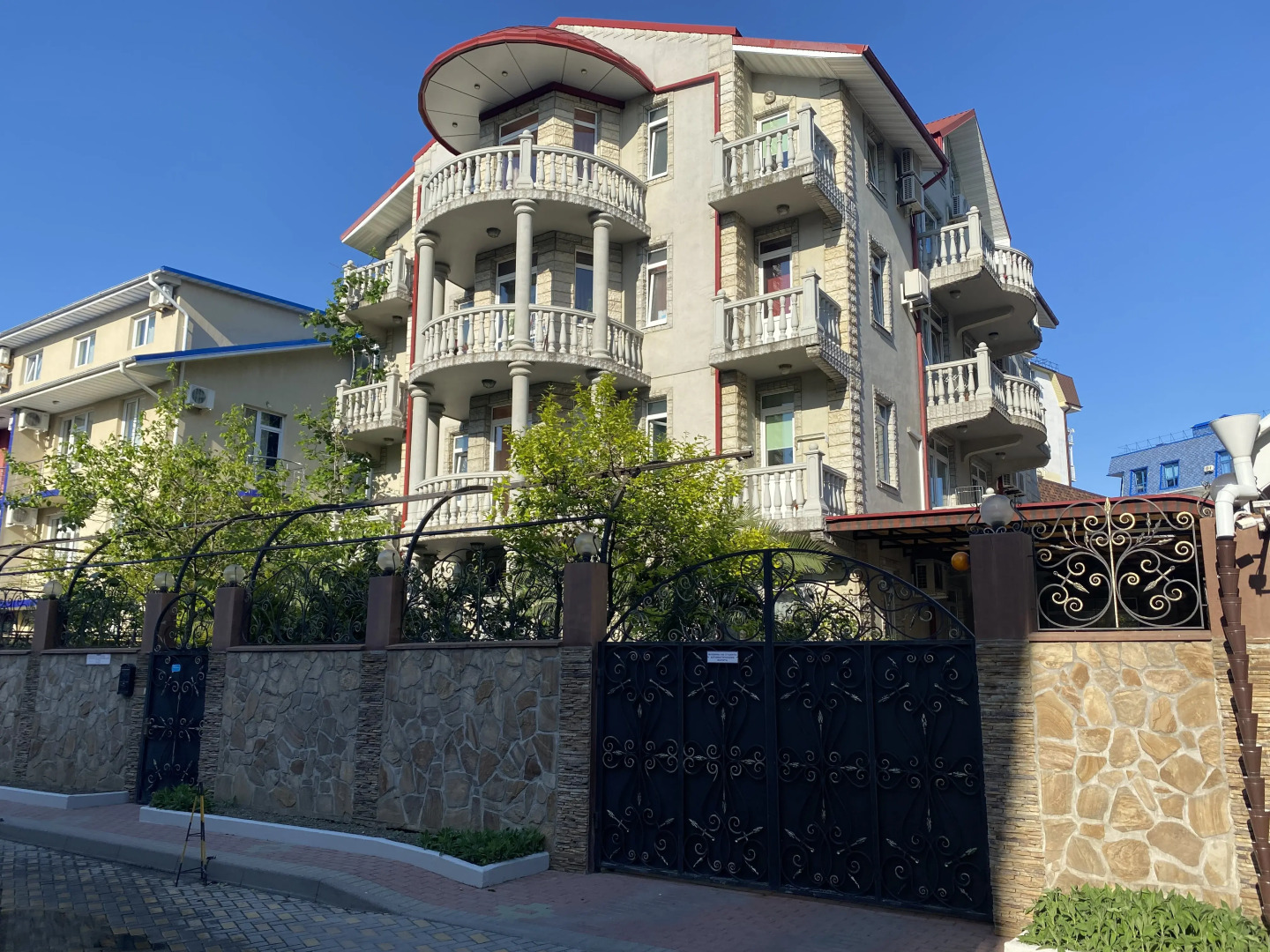 Гостевой Дом Любава