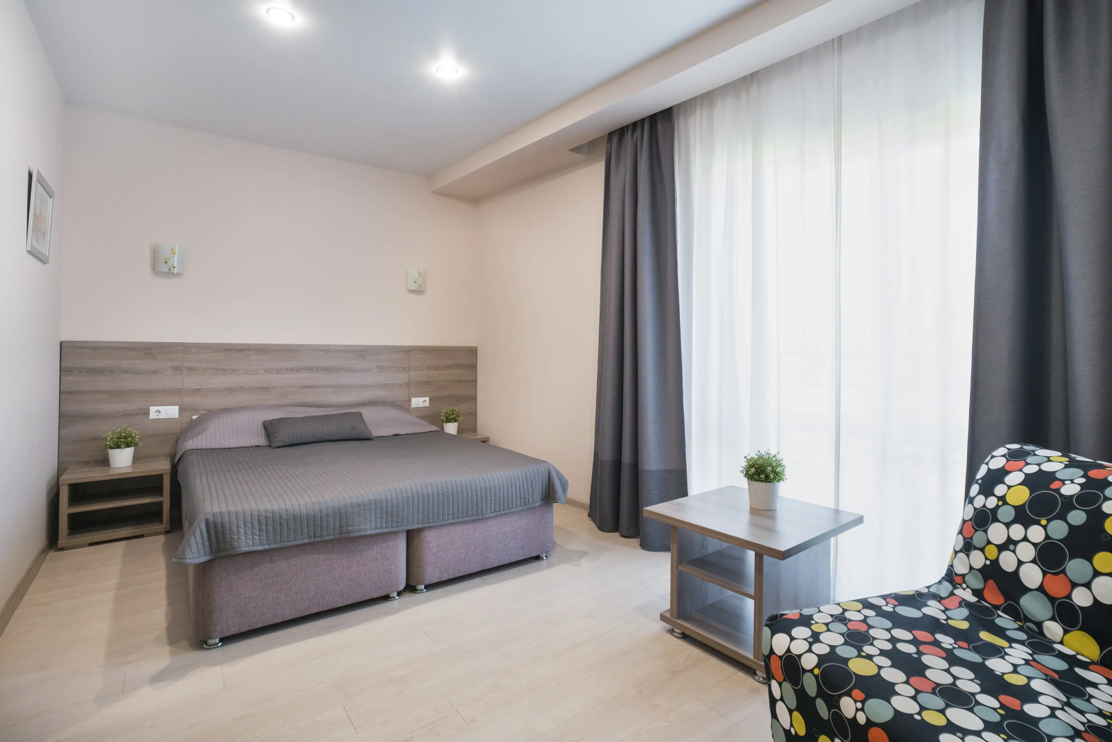 Отель Абрикос Плюс