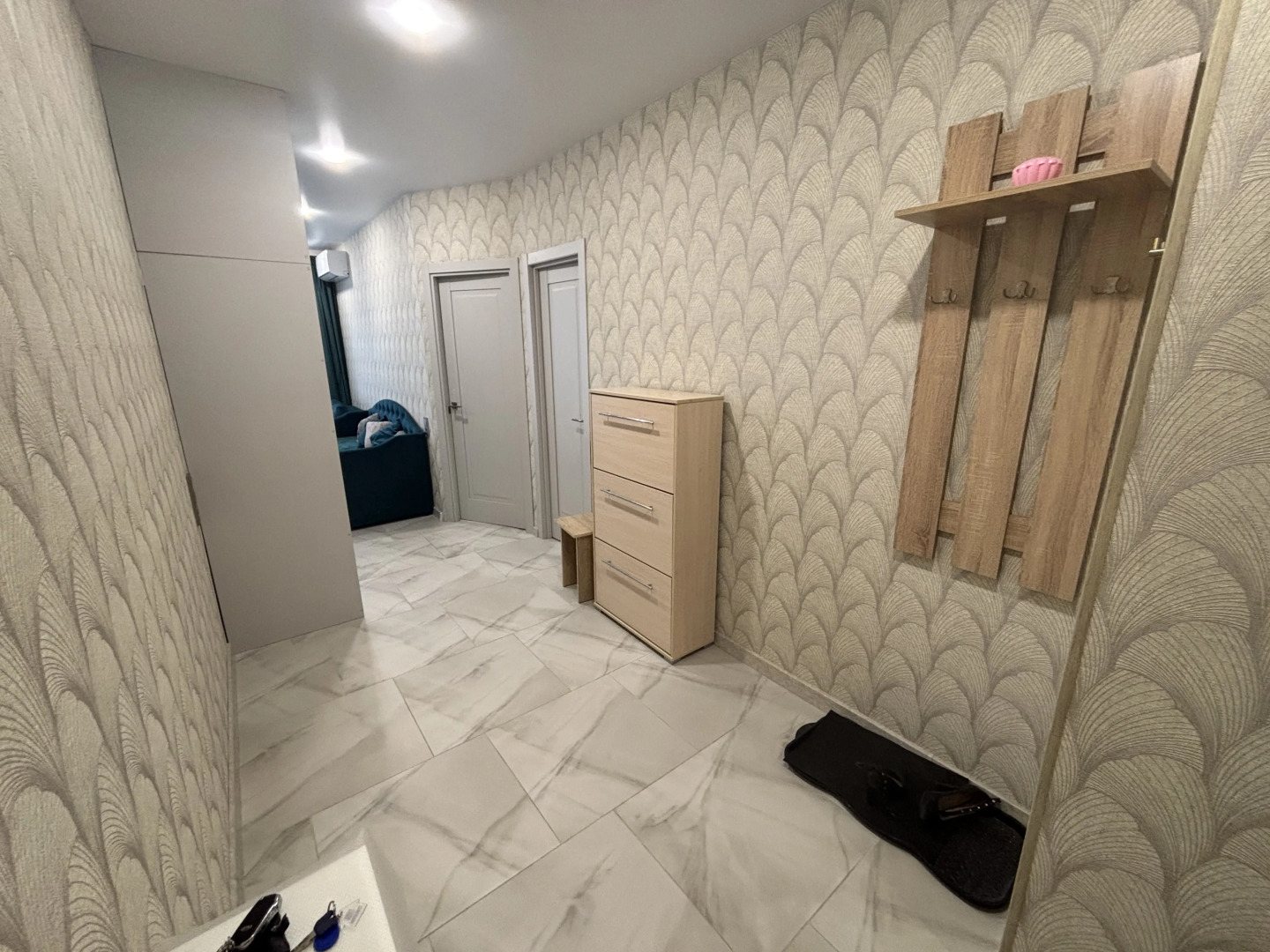 Квартира 2 комнатная на Теслы