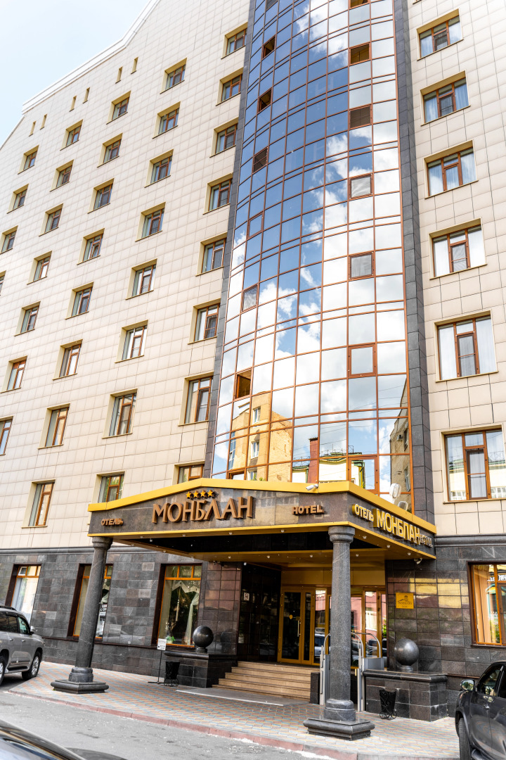 Отель Монблан