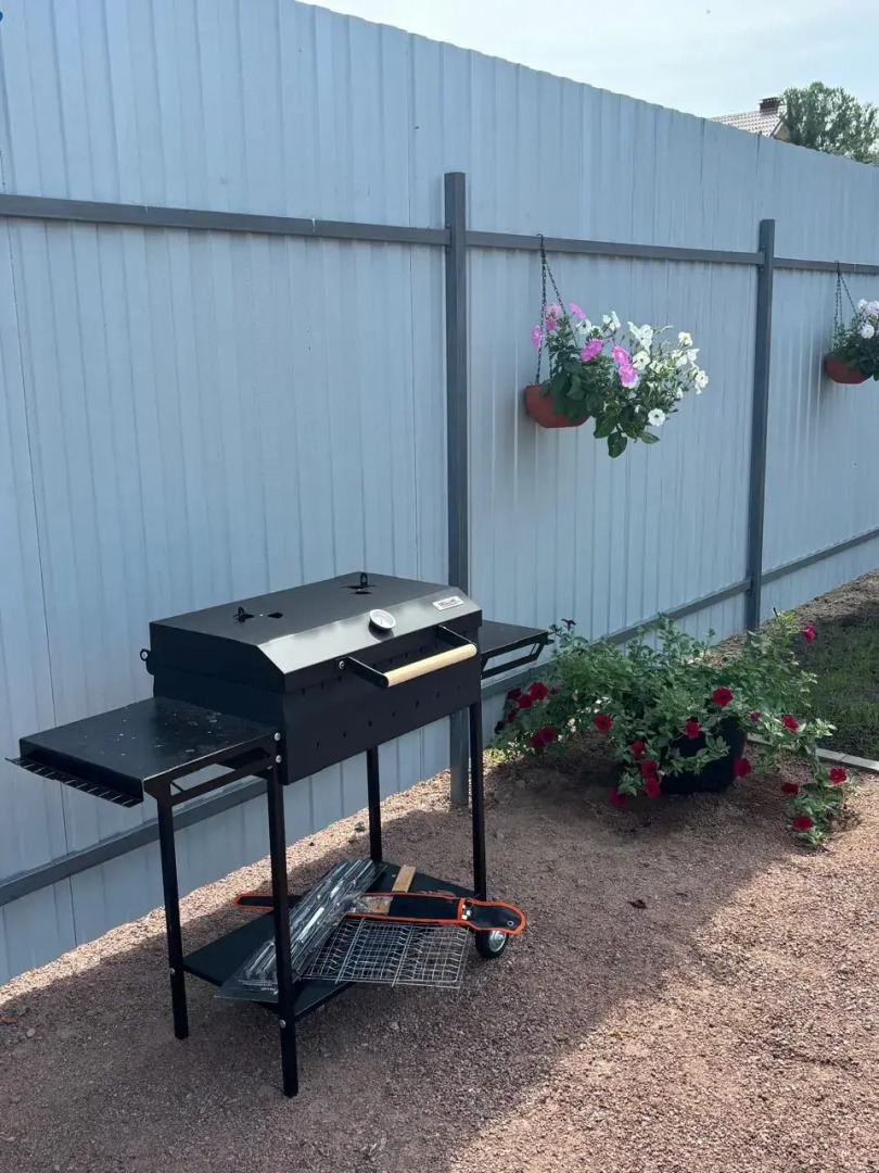 Частный дом У озера