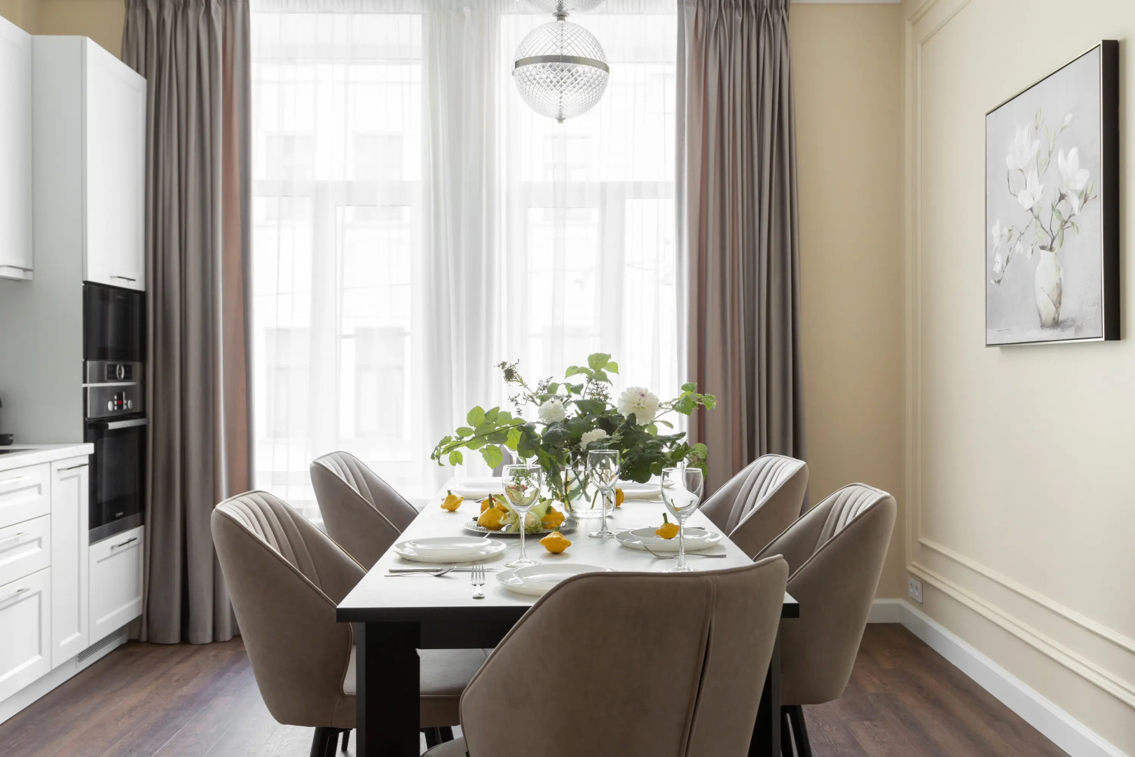 Апартаменты  LetYourFlat «Queen»