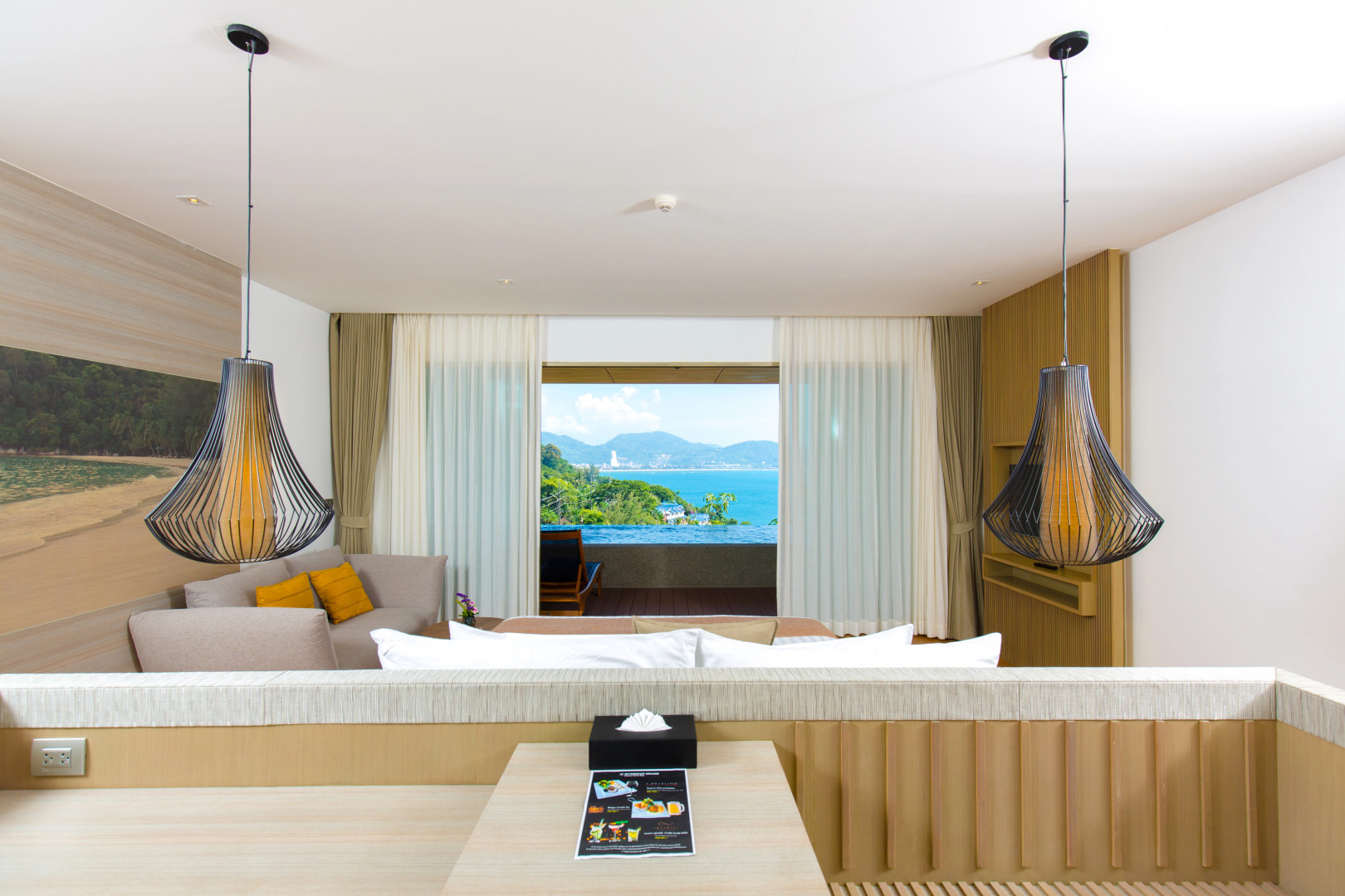Отель Wyndham Grand Phuket Kalim Bay