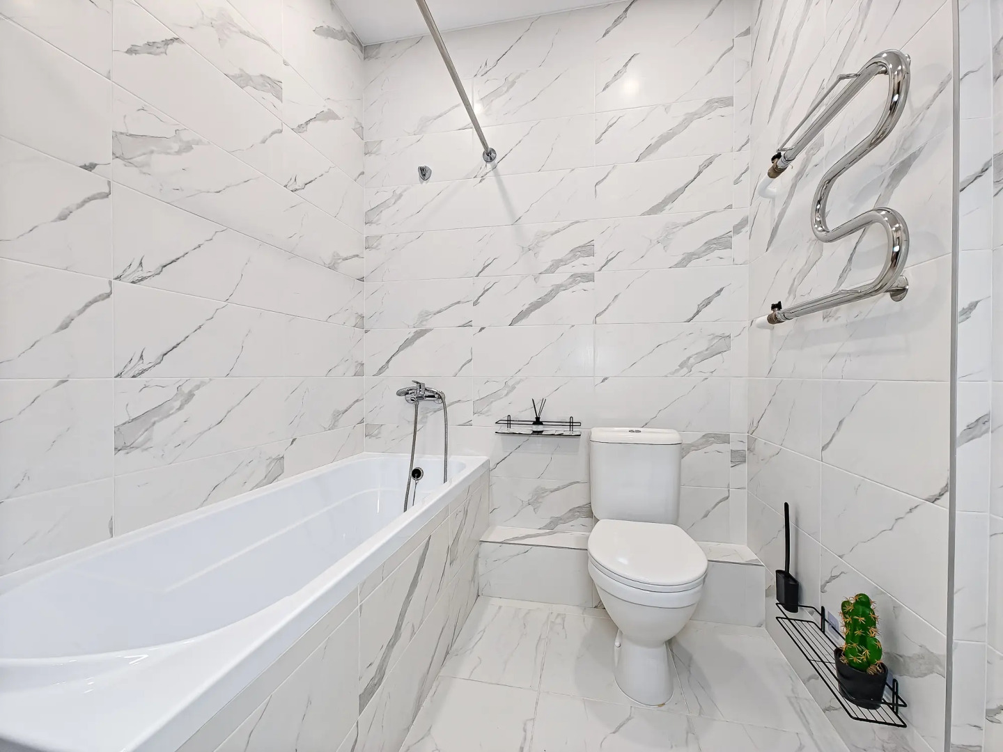 Апартаменты Евродвухкомнатные Stepanenkov на Военной 51