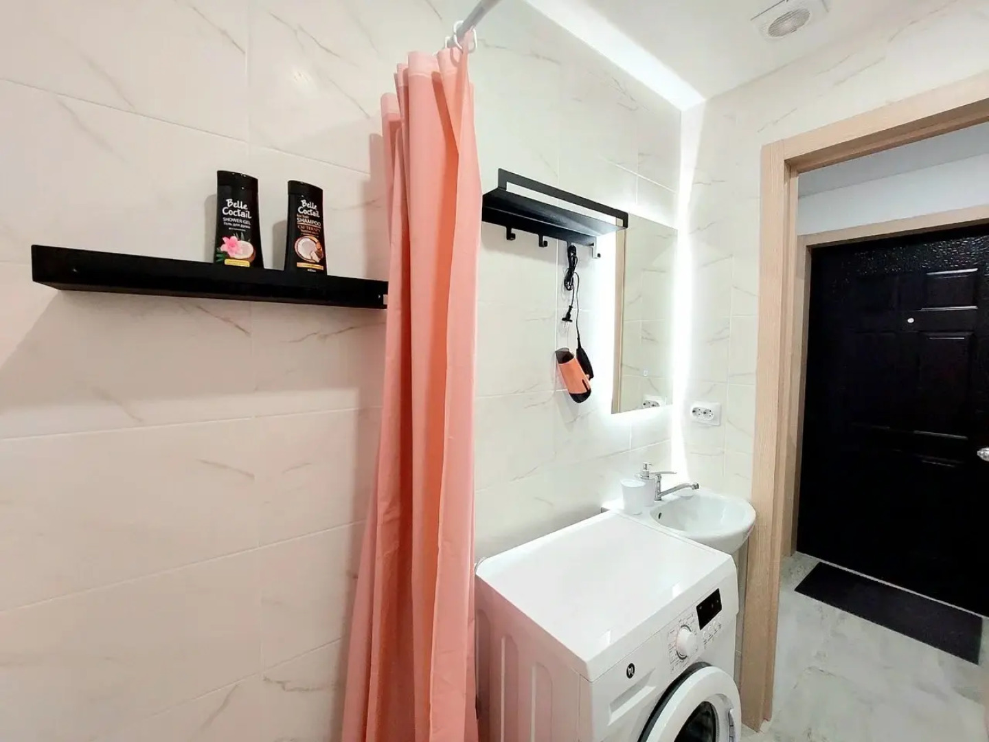 Апартаменты Стильная студия в новом городе Ульяновска у парка Прибрежный