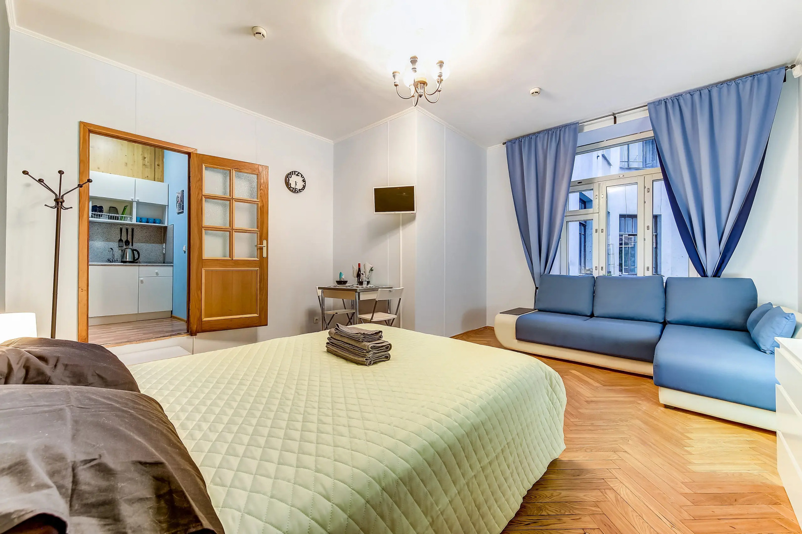 Квартира Gallery apartment