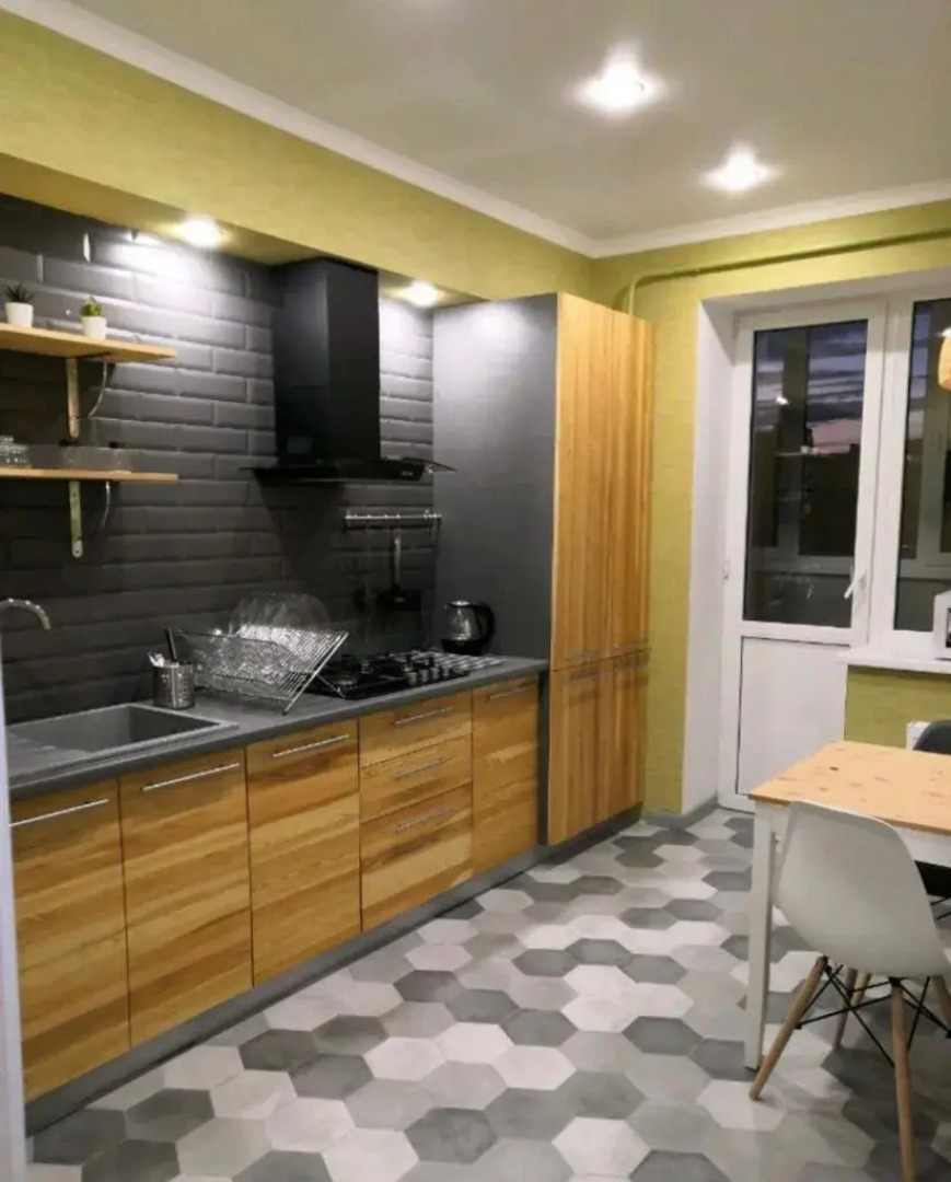 Квартира с современным ремонтом в новостройке