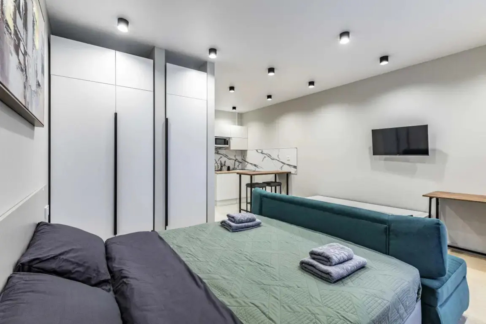 Квартира Студия на Белинского 86