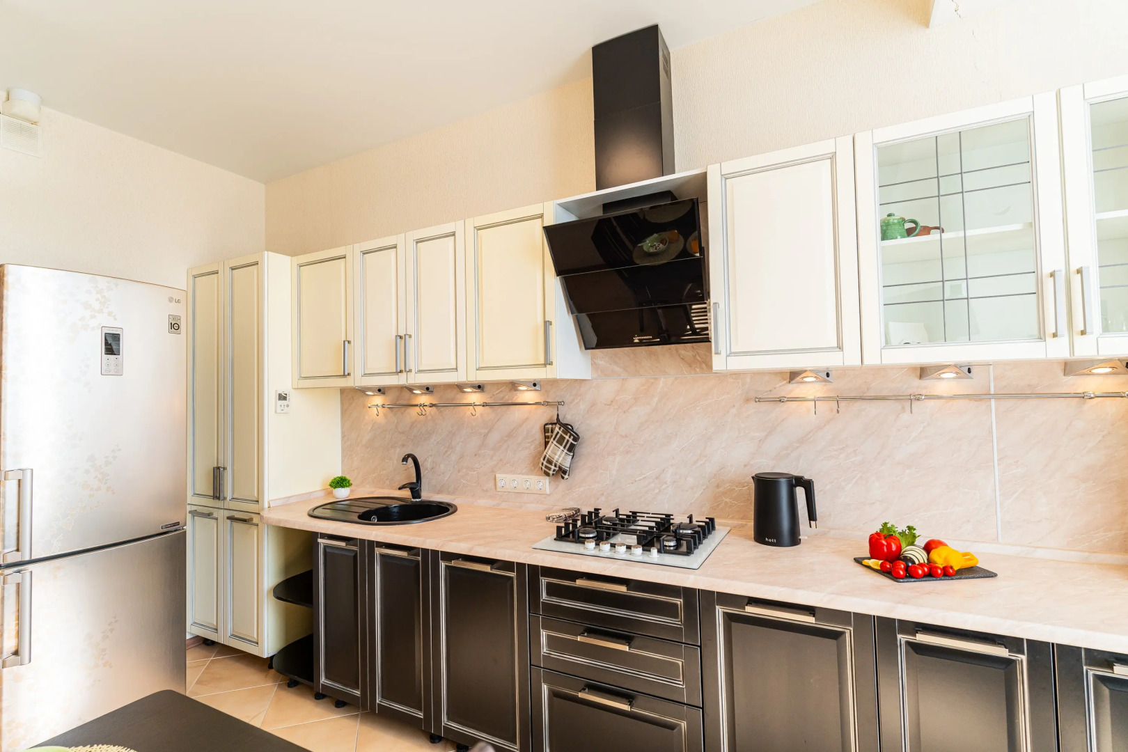 Апартаменты Чистая и Уютная Недалеко от Моря от LetoApart