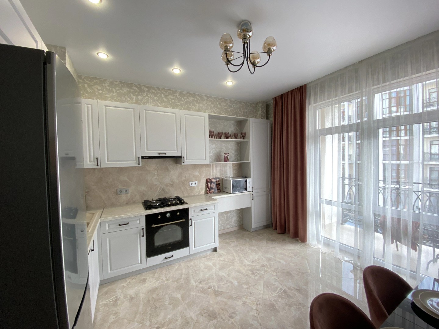 Апартаменты Бриз в ЖК Изумрудный город