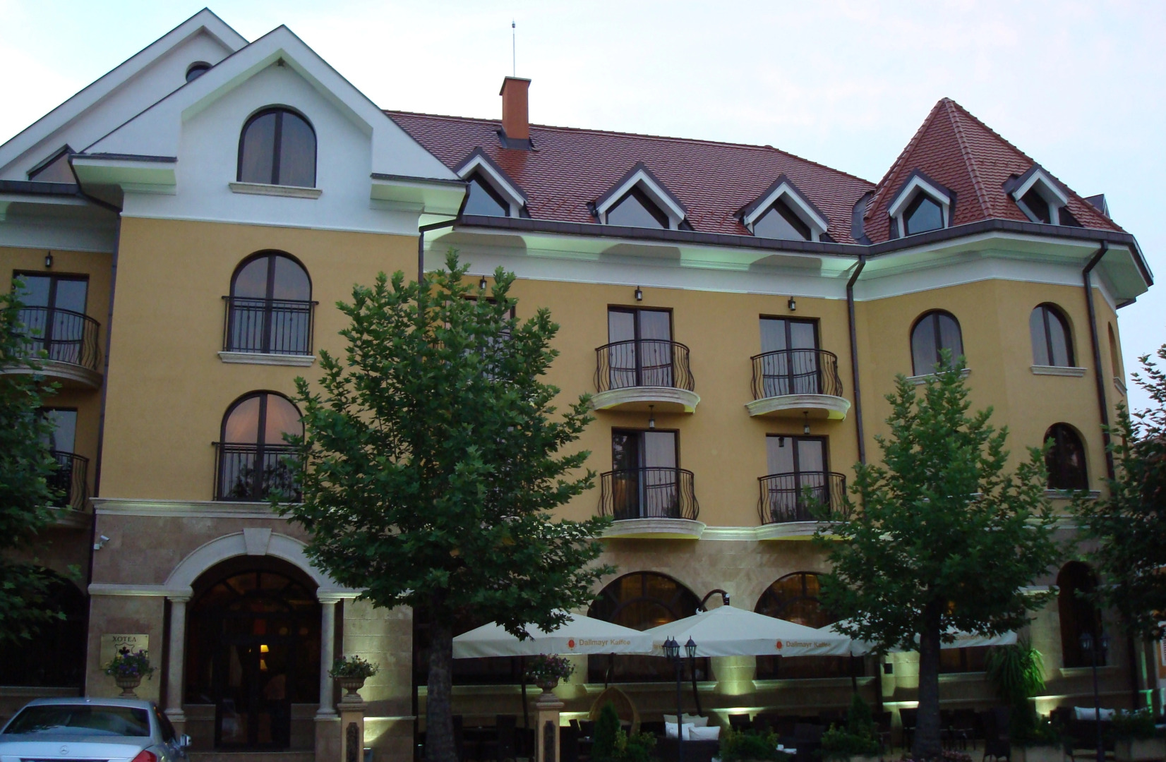 Отель Чинар