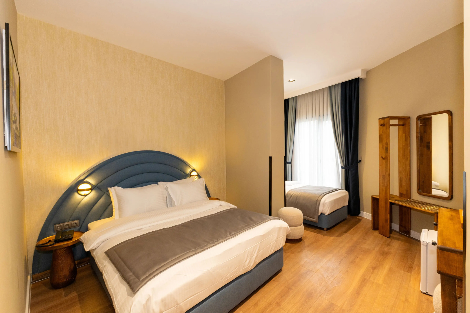 Nenessa Airport Hotel