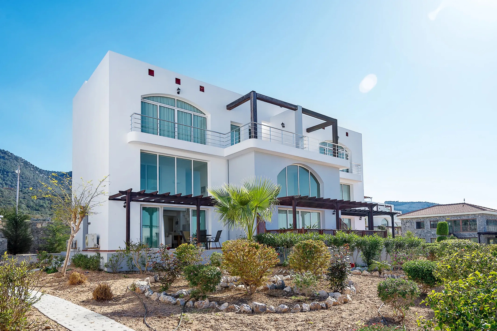 Апартаменты JOYA CYPRUS SONGBIRD GARDEN