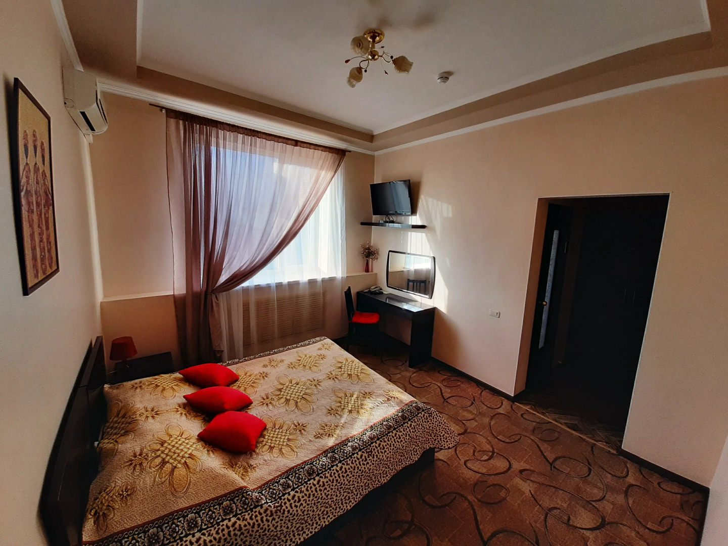 Отель Дио Лакруа