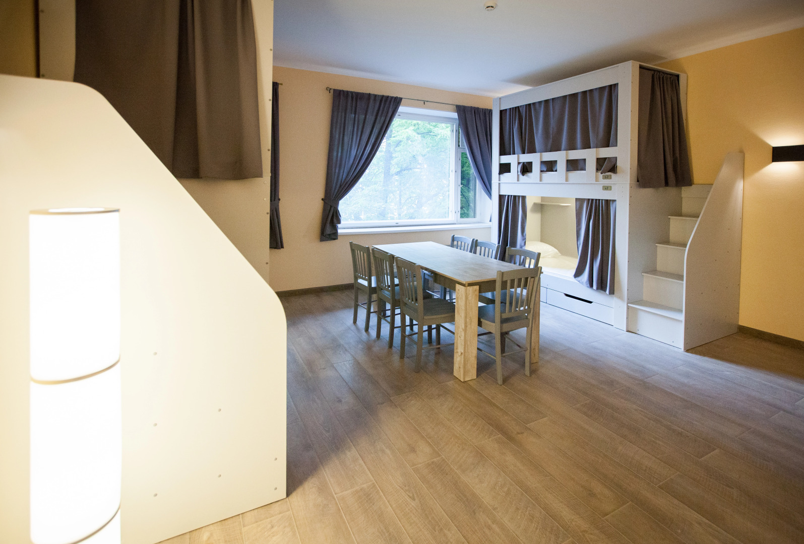 Хостел Ester House