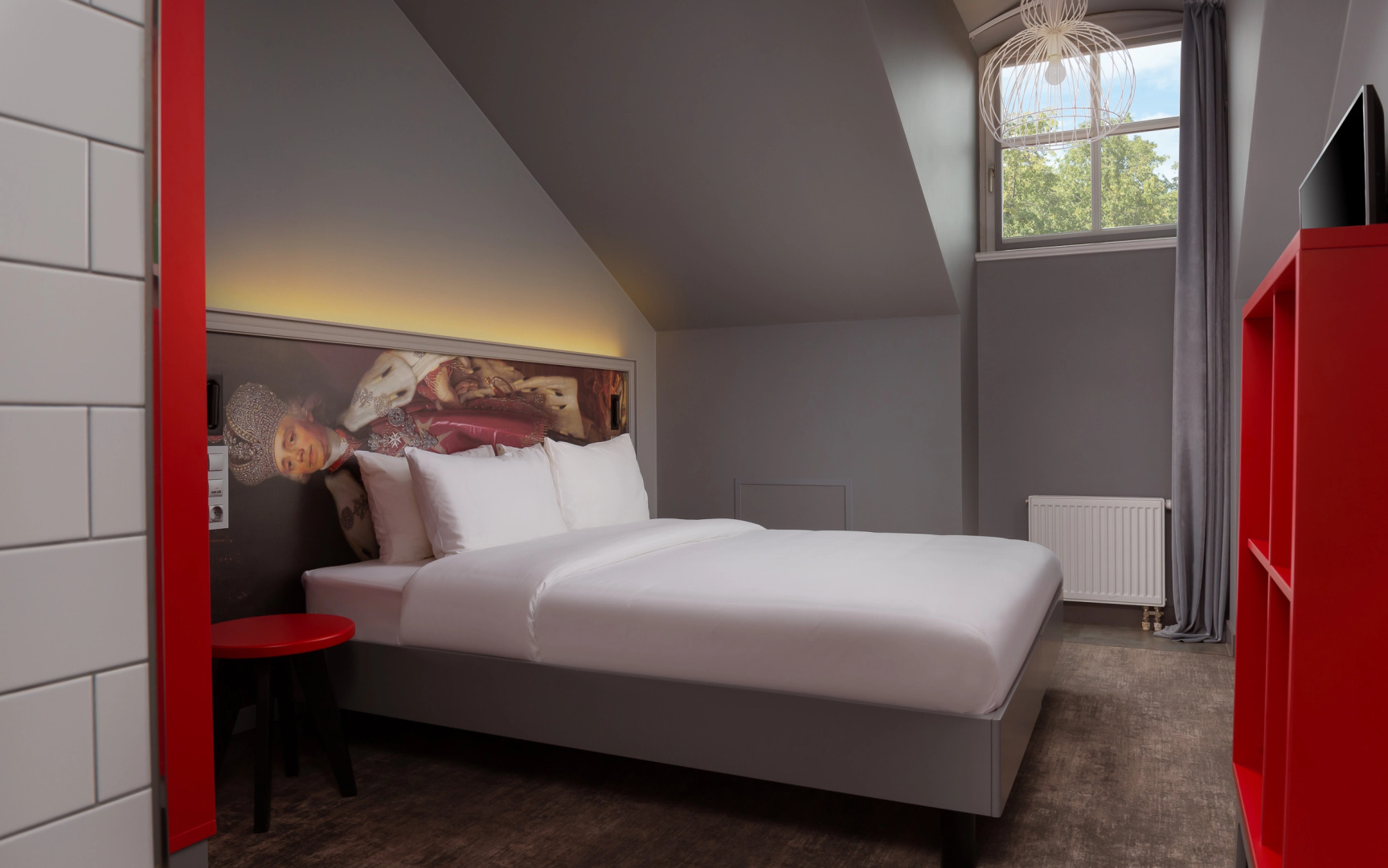 Театральная Площадь Отель